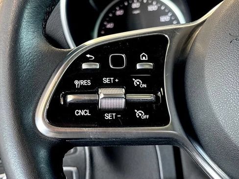Used 2020 Mercedes-Benz GLC 300 image 15