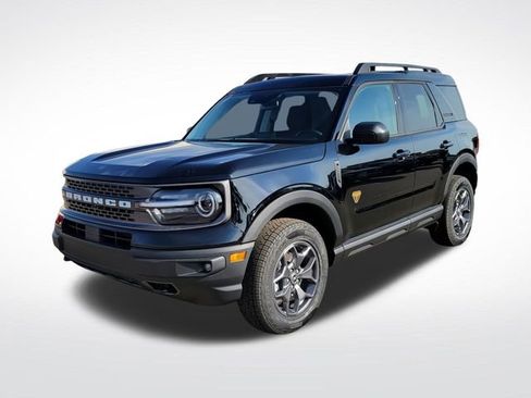 New 2024 Ford Bronco Sport Badlands w/ Premium Package image 2