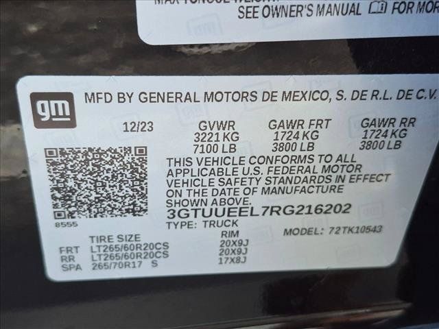 Used 2024 GMC Sierra 1500 AT4 w/ Technology Package AWD/4WD image 23