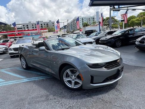 Used 2023 Chevrolet Camaro LT RWD image 2