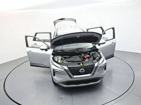 Used 2023 Nissan Rogue SV FWD image 41