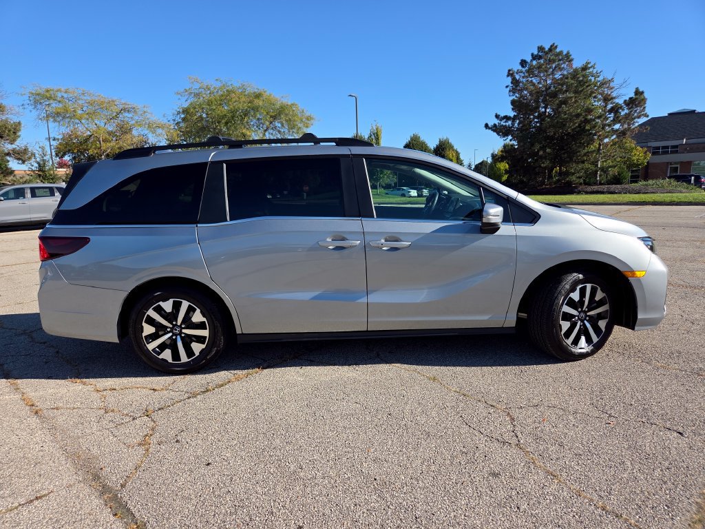 Certified 2025 Honda Odyssey EX-L image 26
