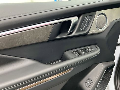 New 2026 Buick Enclave Avenir w/ Super Cruise Package image 22