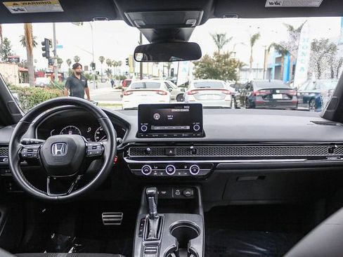 Used 2022 Honda Civic Sport image 16