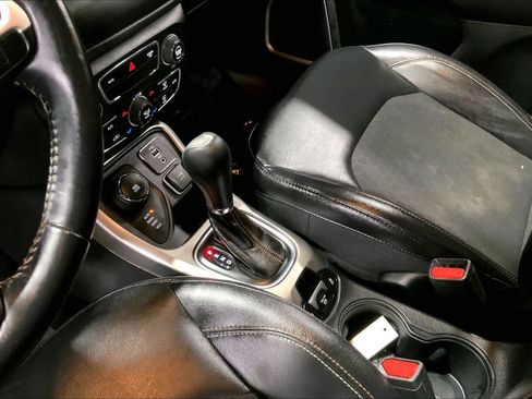 Used 2018 Jeep Compass Latitude w/ Popular Equipment Group image 17