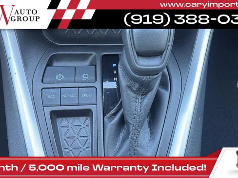 Used 2022 Toyota RAV4 XLE w/ Convenience Package image 14