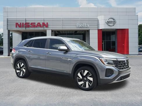 Used 2024 Volkswagen Atlas Cross Sport SE AWD/4WD image 1