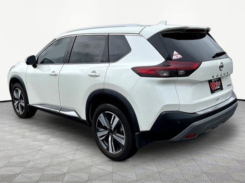 Used 2021 Nissan Rogue SL w/ Premium Package AWD/4WD image 4