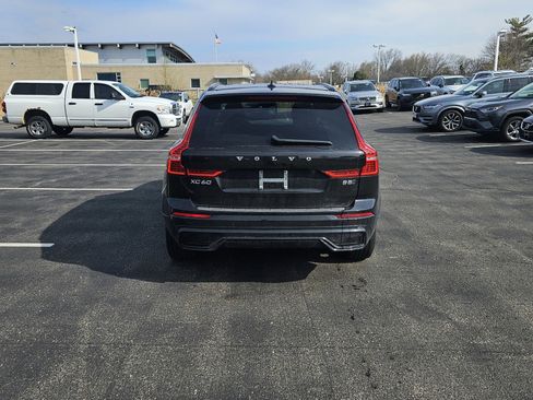 Used 2023 Volvo XC60 B5 Plus w/ Protection Package Premier image 5