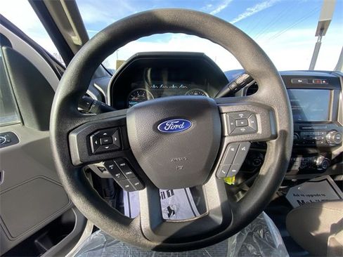 Used 2020 Ford F150 XLT w/ Trailer Tow Package image 14