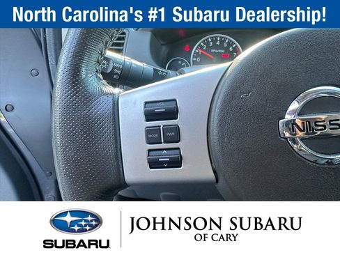 Used 2011 Nissan Pathfinder SV AWD/4WD image 13