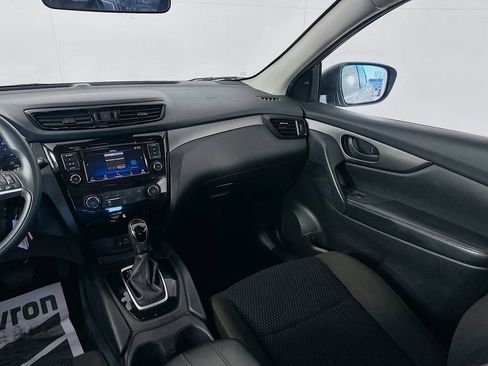 Used 2022 Nissan Rogue Sport S image 22