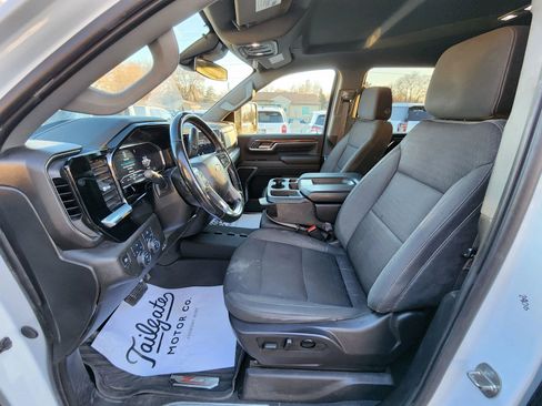 Used 2024 Chevrolet Silverado 2500 LT image 14