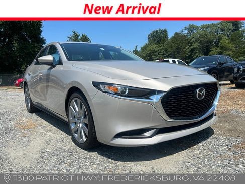 Used 2023 MAZDA MAZDA3 s FWD image 2