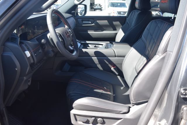 Used 2025 Nissan Armada PRO-4X AWD/4WD image 48