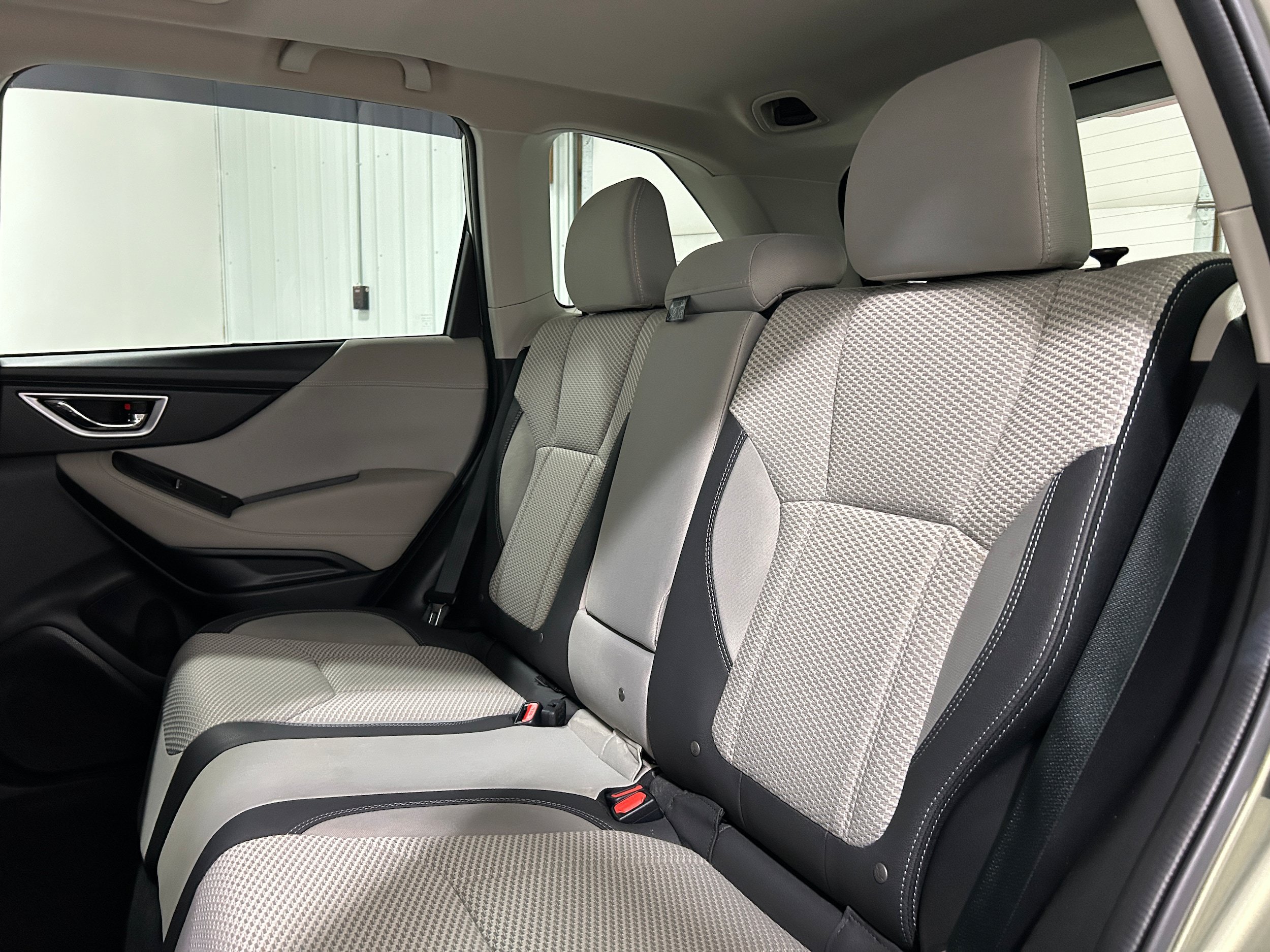 Used 2020 Subaru Forester Premium AWD/4WD image 31