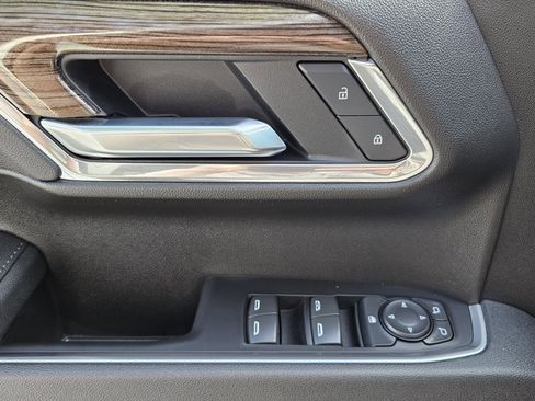 New 2025 Chevrolet Silverado 1500 LT AWD/4WD image 14