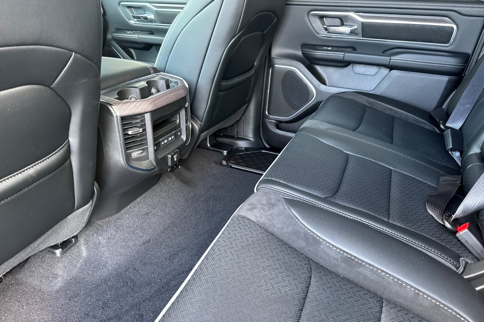 New 2026 RAM 1500 Laramie w/ Night Edition AWD/4WD image 11
