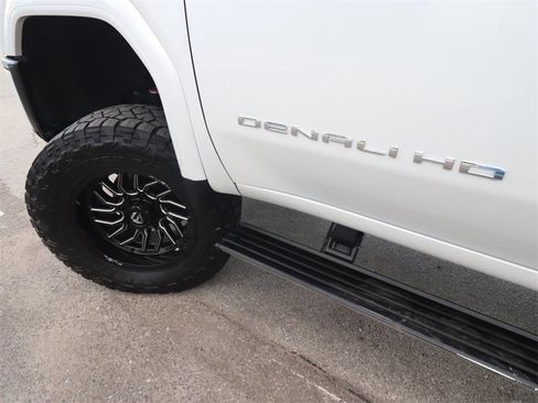 Used 2024 GMC Sierra 3500 Denali Ultimate image 3