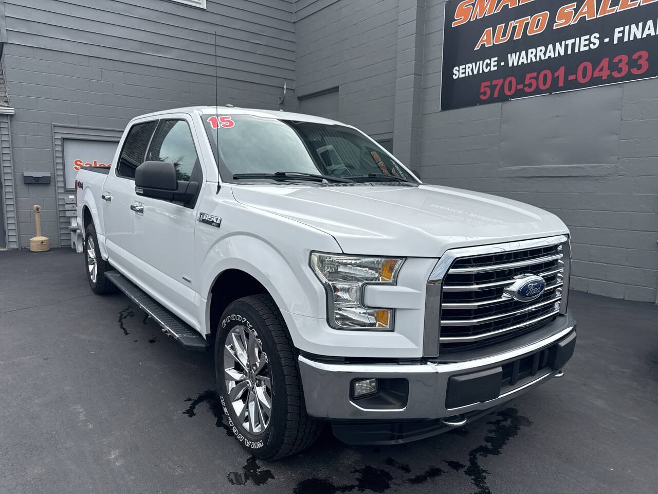Used 2015 Ford F150 XLT w/ Equipment Group 301A Mid AWD/4WD image 1