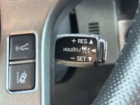 Used 2023 Toyota Tacoma TRD Off-Road w/ TRD Premium Off Road Package AWD/4WD image 37