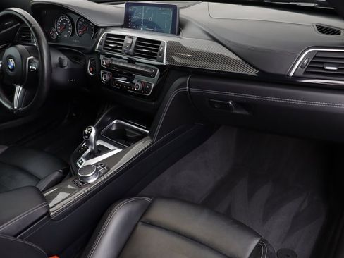 Used 2018 BMW M4 Coupe image 19