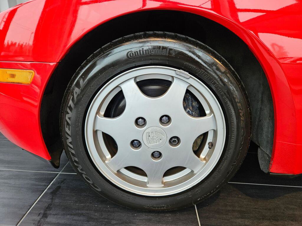 Used 1990 Porsche 944 Cabriolet RWD image 8