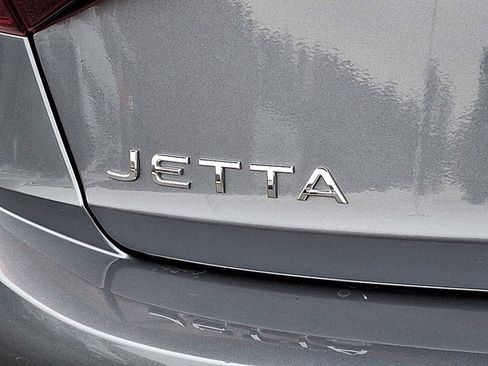 Certified 2024 Volkswagen Jetta S image 33