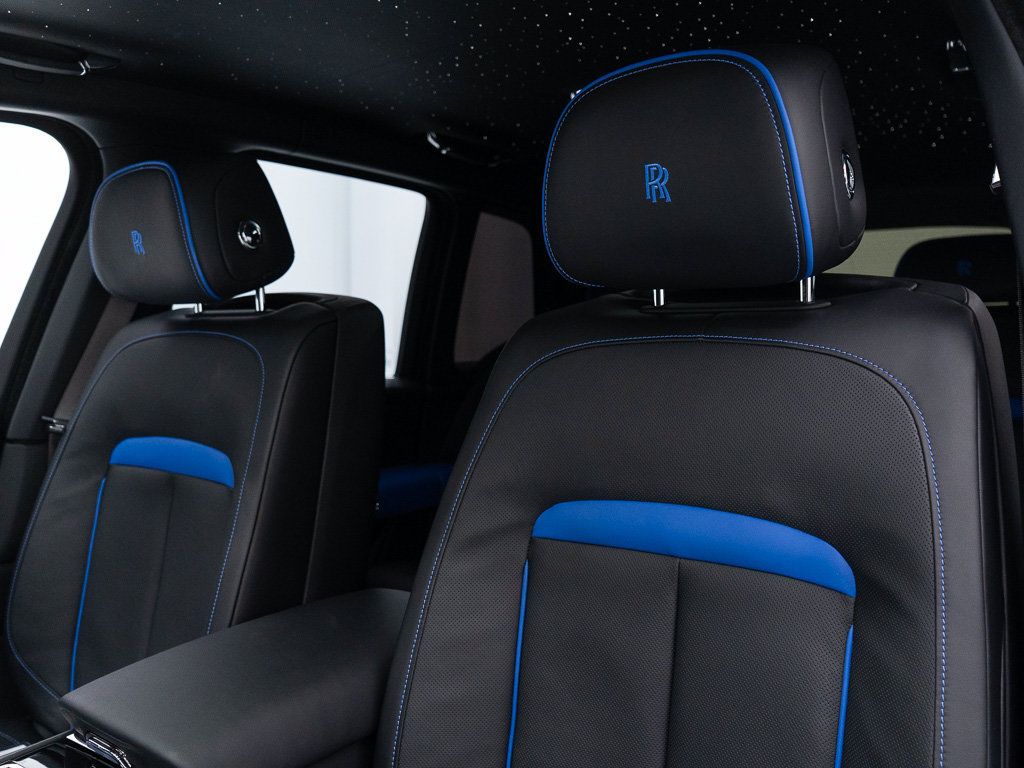 Certified 2022 Rolls-Royce Cullinan w/ Technology Package AWD/4WD image 16