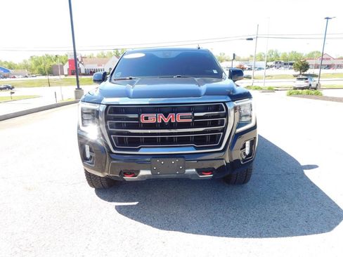 Used 2021 GMC Yukon XL AT4 w/ AT4 Premium Plus Package AWD/4WD image 8