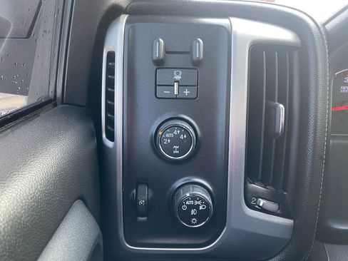 Used 2015 GMC Sierra 1500 SLE w/ SLE Value Package image 24