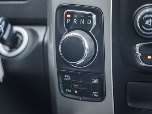 Used 2018 RAM 1500 Big Horn image 34