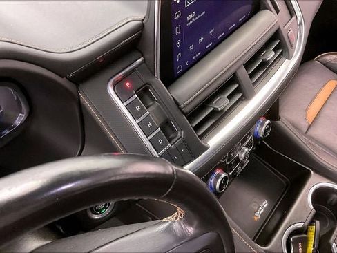 Used 2023 GMC Yukon XL AT4 w/ Technology Package AWD/4WD image 16