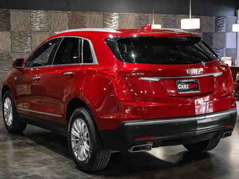 Used 2019 Cadillac XT5 FWD image 9