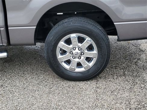 Used 2014 Ford F150 XLT w/ Equipment Group 302A Luxury image 8