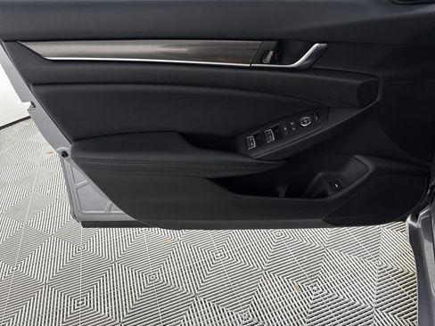 Used 2022 Honda Accord Sport image 9