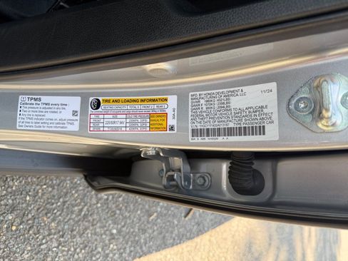 Certified 2025 Honda Accord SE image 35