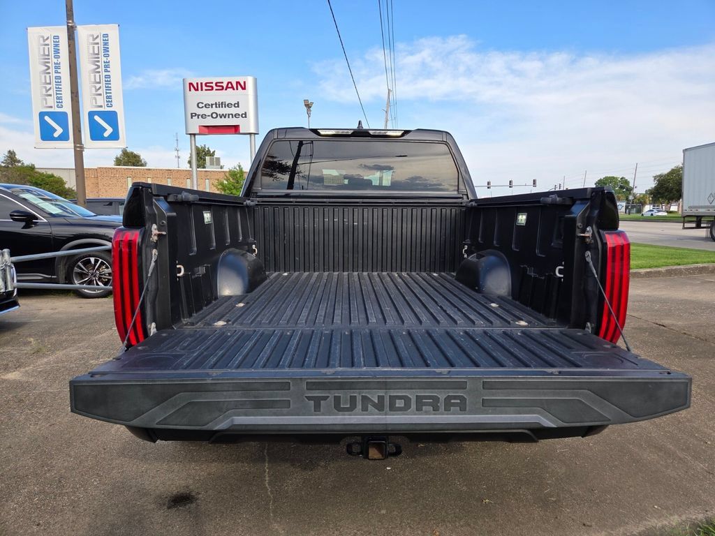 Used 2022 Toyota Tundra SR5 w/ SR5 Premium Package RWD image 25