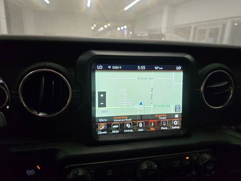 Certified 2021 Jeep Wrangler Unlimited Sahara image 25