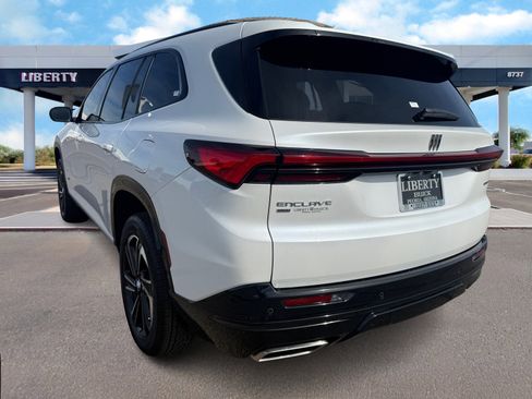 Used 2025 Buick Enclave Sport Touring w/ Power Package image 7