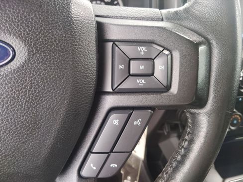 Used 2018 Ford F150 XLT w/ Equipment Group 302A Luxury image 26