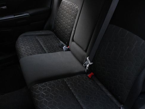 Used 2025 Mitsubishi Outlander Sport LE AWD/4WD image 19