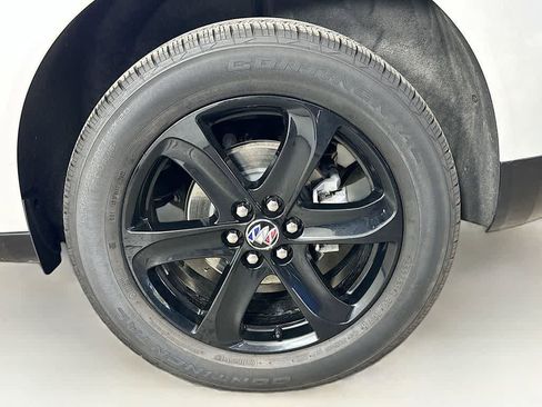 Used 2023 Buick Enclave Essence w/ Experience Buick Package image 8