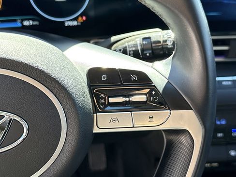 Used 2024 Hyundai Elantra SEL image 27