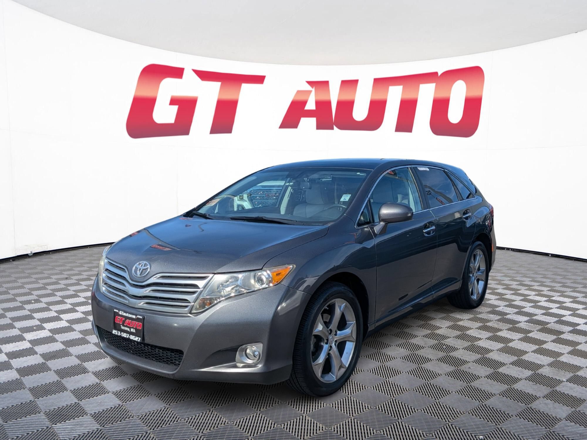Used 2011 Toyota Venza w/ Premium Pkg #2 FWD image 2