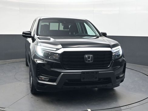 Used 2023 Honda Ridgeline RTL-E image 2