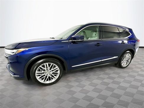 Used 2023 Acura MDX SH-AWD w/ Advance Package image 4