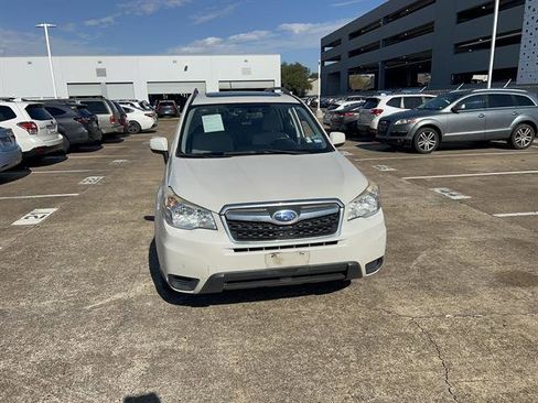 Used 2015 Subaru Forester 2.5i Premium image 2