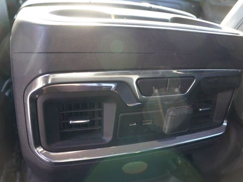 Used 2019 Chevrolet Silverado 1500 LTZ w/ LTZ Plus Package image 4