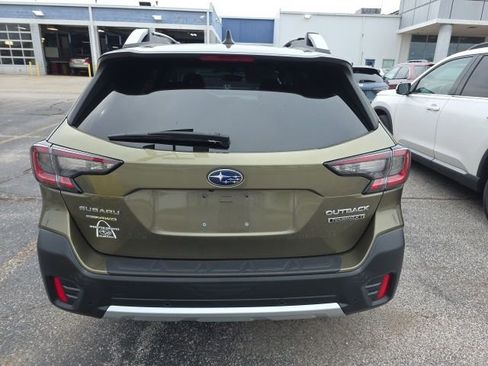 Used 2020 Subaru Outback Touring XT AWD/4WD image 3